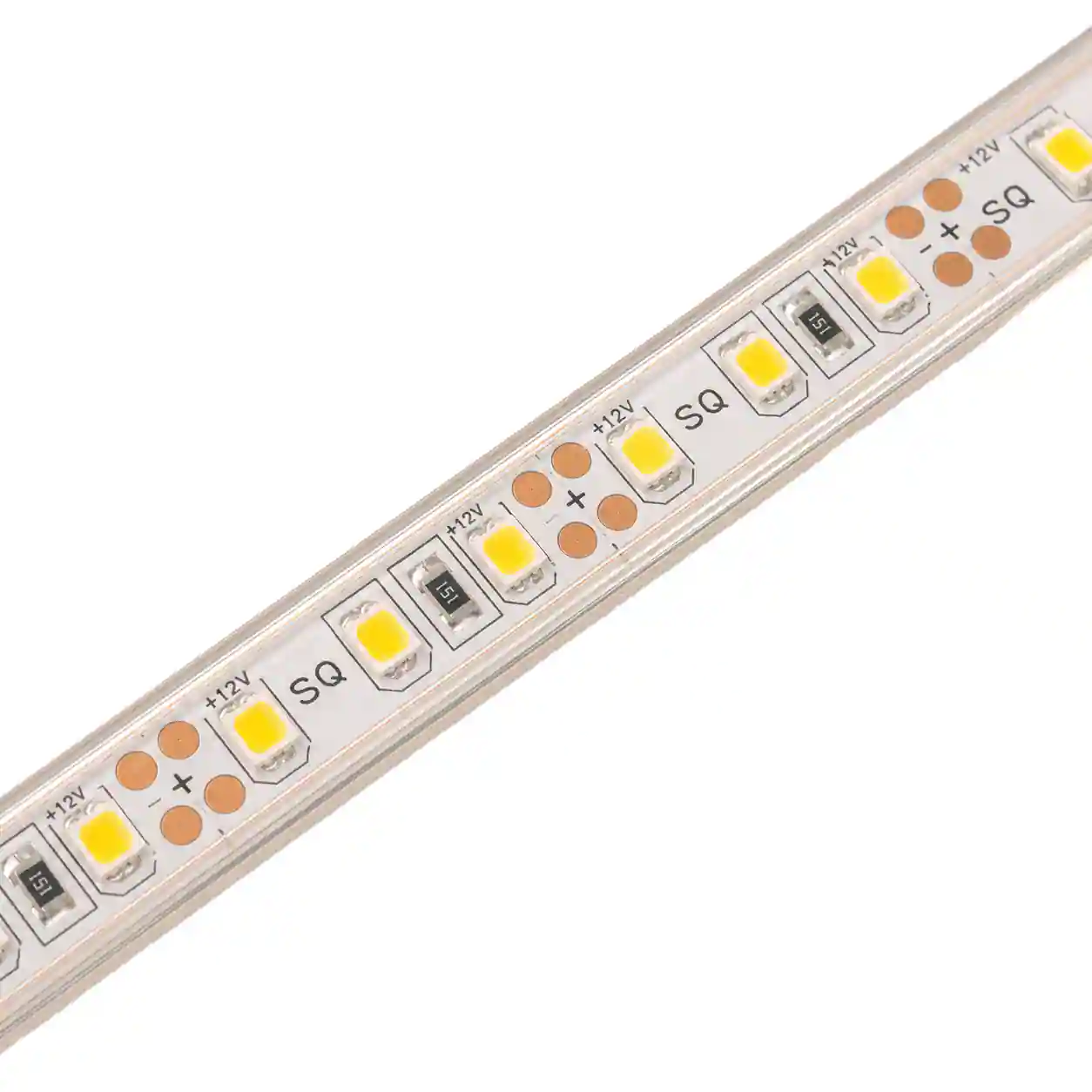 Detail zalitého LED pásku 12V IP68 s voděodolným provedením